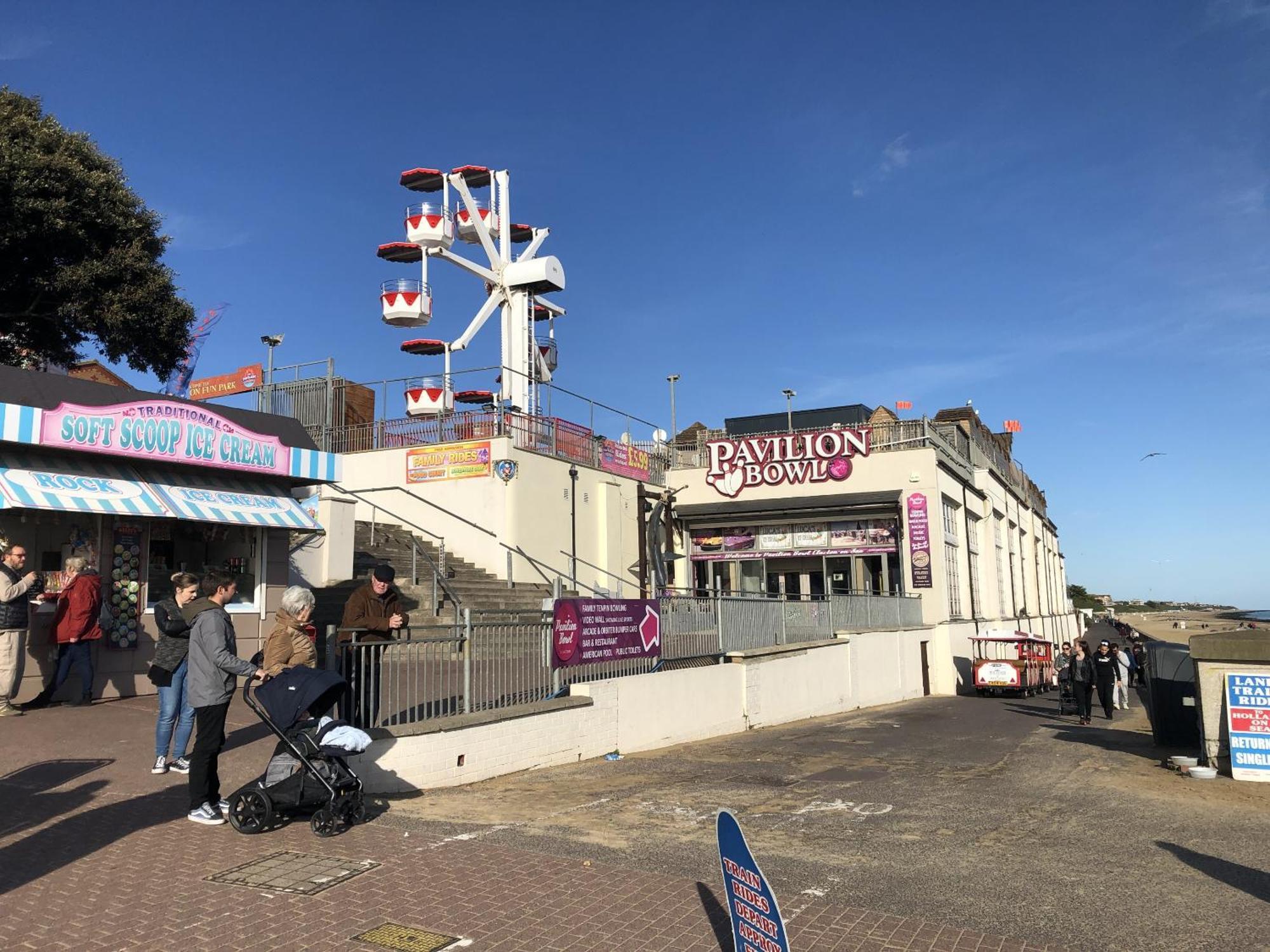 A Wave From It All Great Clacton Esterno foto